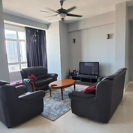 Homestay Jalan Tun Razak Walking Distance Ijn, Hkl, Mrt Station, Kpj, Perkeso, Bernama, Tabung Darah, Istana Budaya Kuala Lumpur Eksteriør bilde