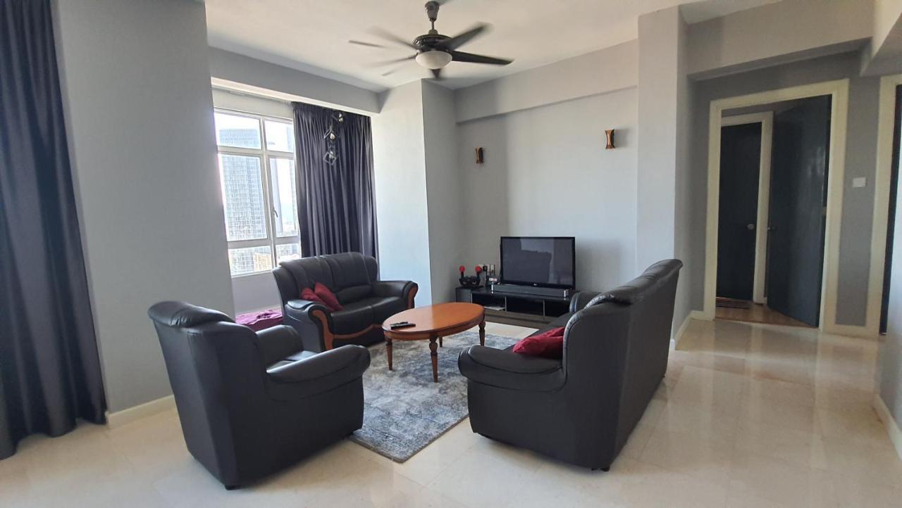 Homestay Jalan Tun Razak Walking Distance Ijn, Hkl, Mrt Station, Kpj, Perkeso, Bernama, Tabung Darah, Istana Budaya Kuala Lumpur Eksteriør bilde